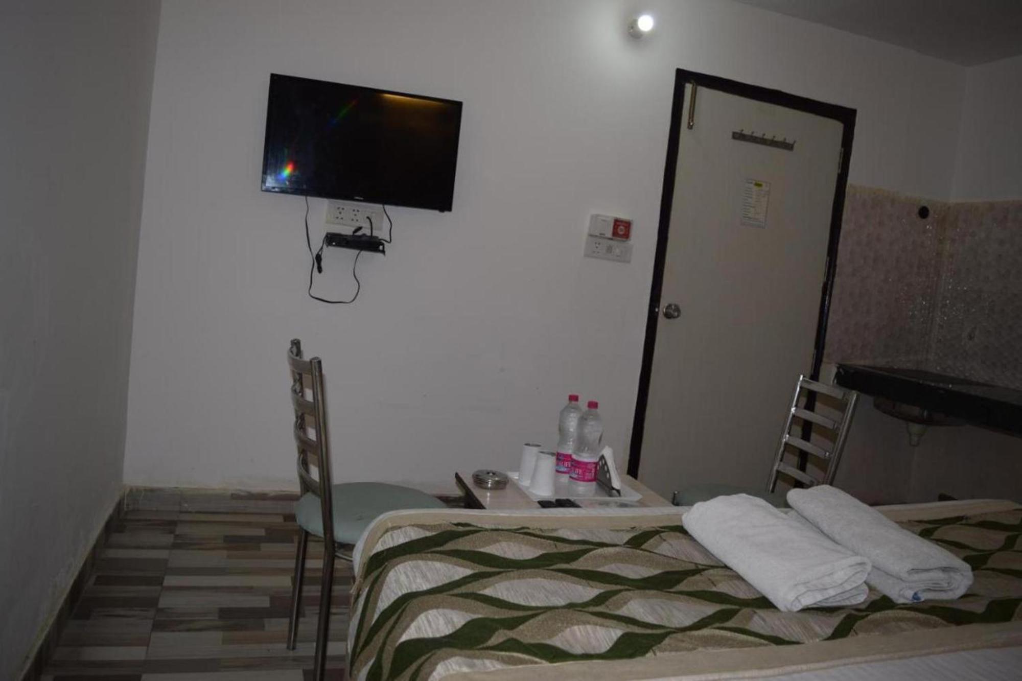 Hotel Clink New Delhi Airport Luaran gambar