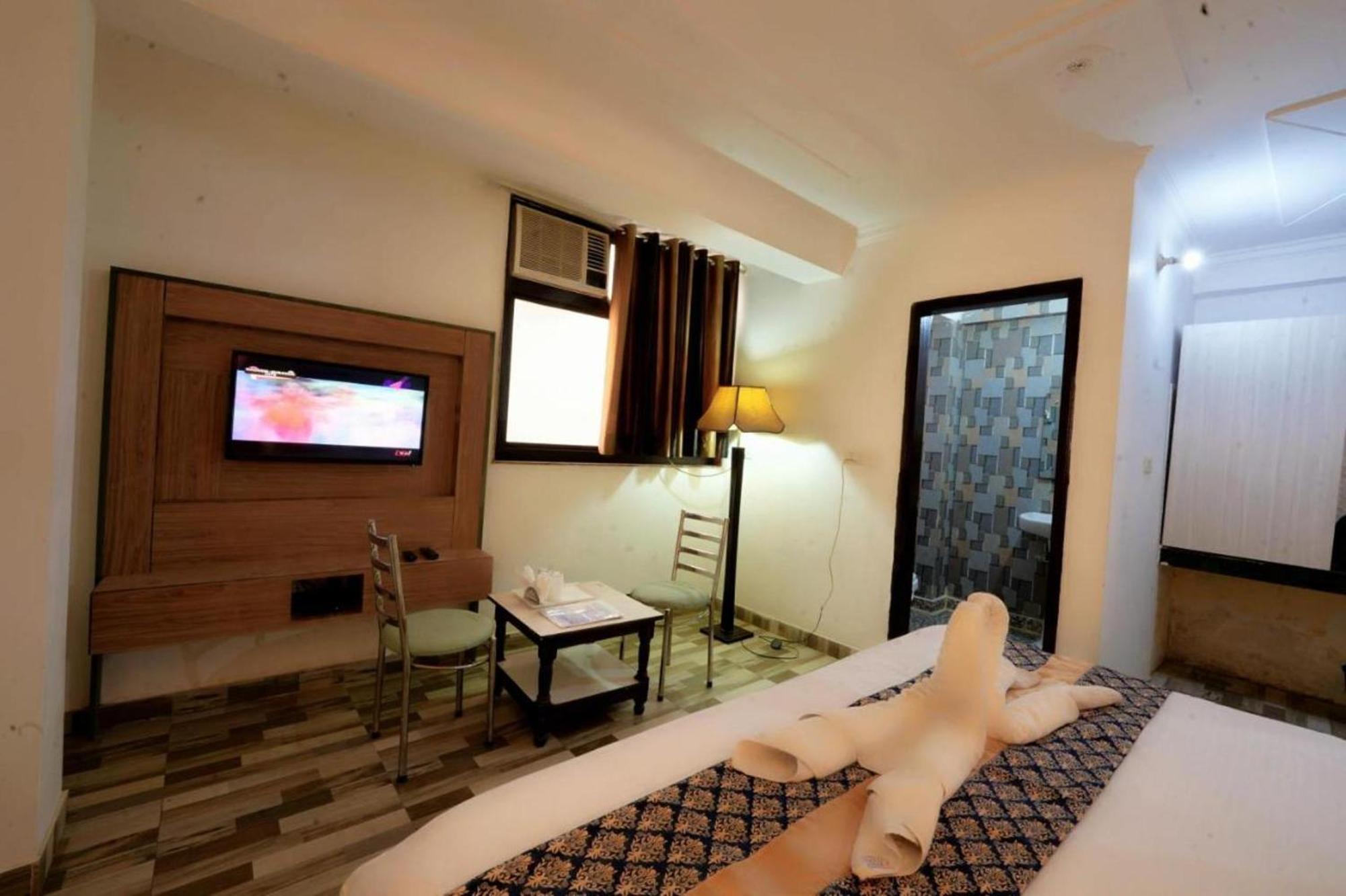 Hotel Clink New Delhi Airport Luaran gambar