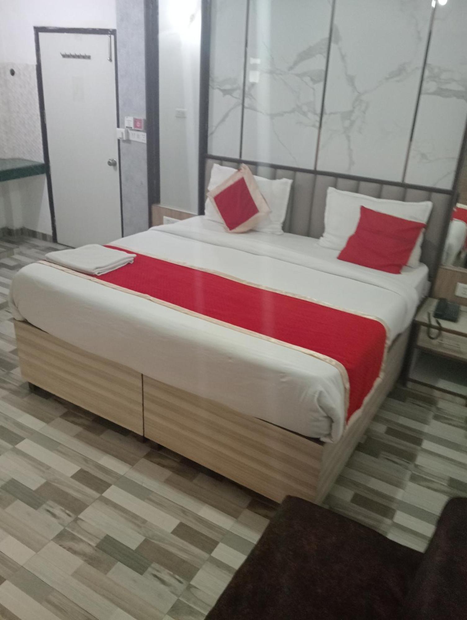 Hotel Clink New Delhi Airport Luaran gambar